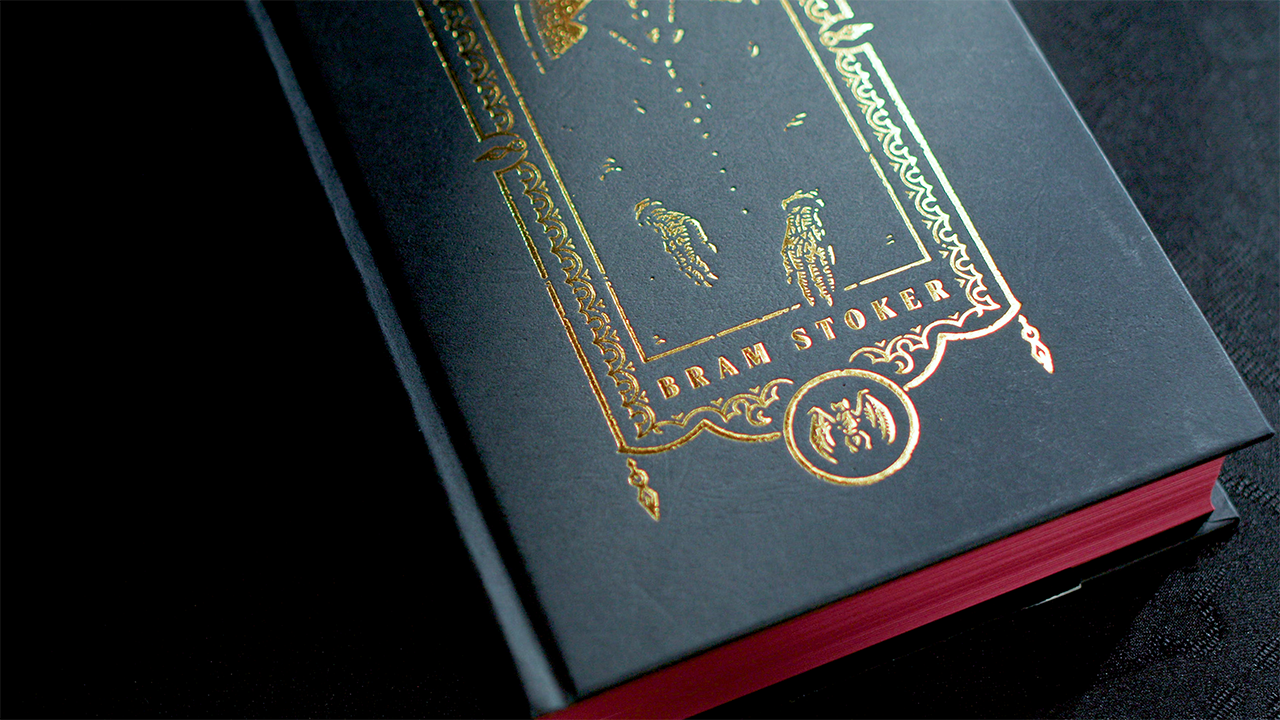 Harper Muse Classics: The Gothic Chronicles Collection - Dracula