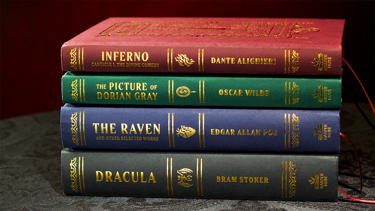 Harper Muse Classics: The Gothic Chronicles Collection